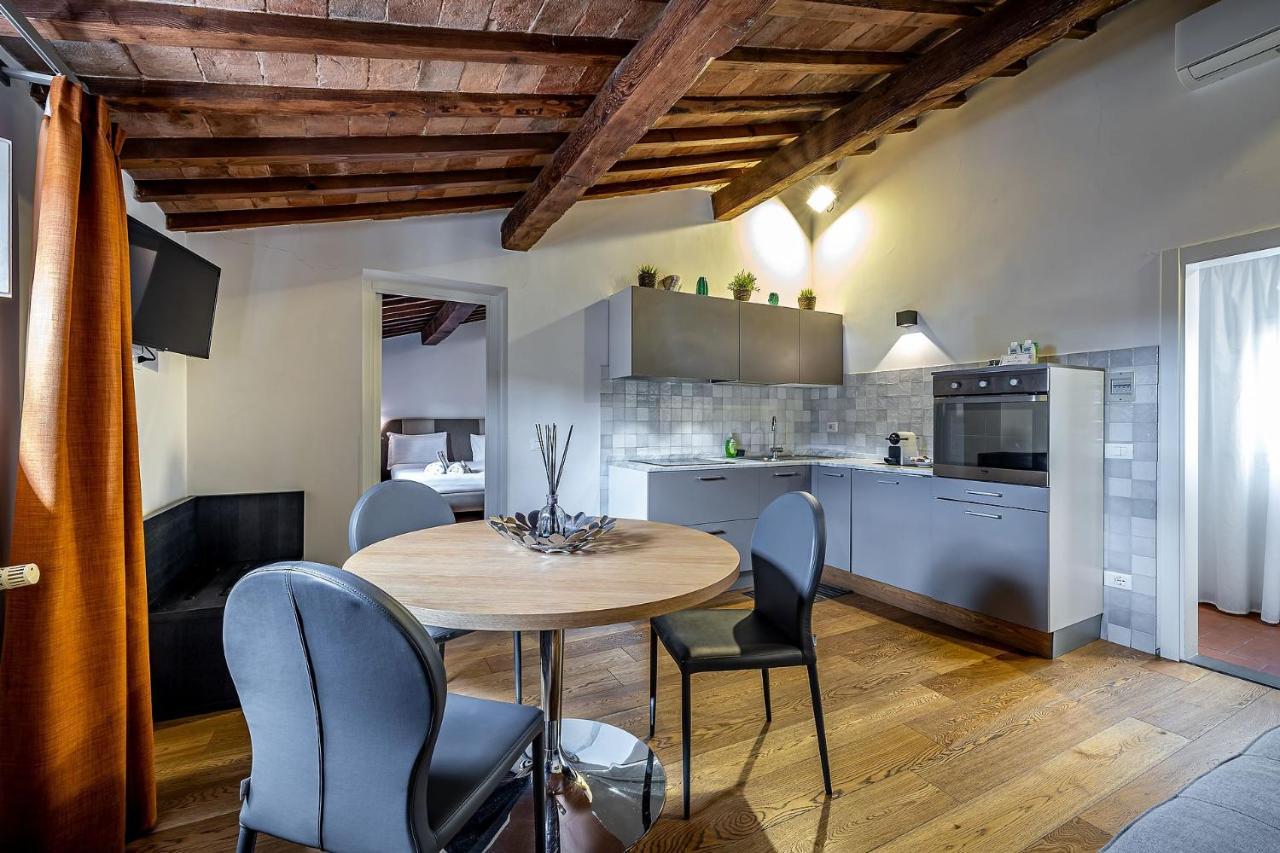 มาร์เตลลี 6 สวีท แอนด์ อพาร์ตเมนต์ Bed & Breakfast ฟลอเรนซ์ ภายนอก รูปภาพ